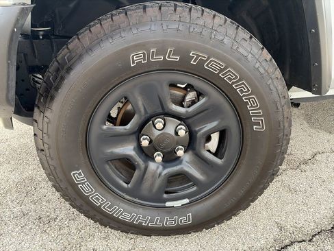 Used 2023 Jeep Wrangler Sport image 11