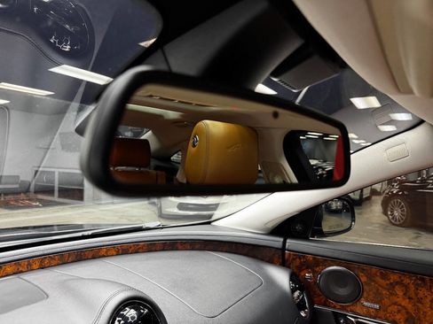 Used 2016 Jaguar XJ R-Sport image 26