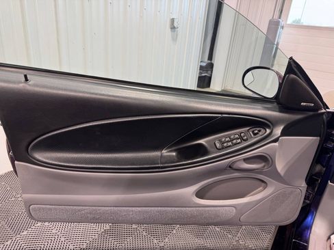 Used 1995 Ford Mustang GT RWD image 8