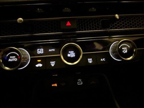 Used 2023 Honda Civic Sport image 18
