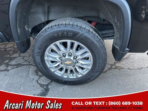 Used 2022 Chevrolet Silverado 2500 High Country w/ Z71 Off-Road Package image 14