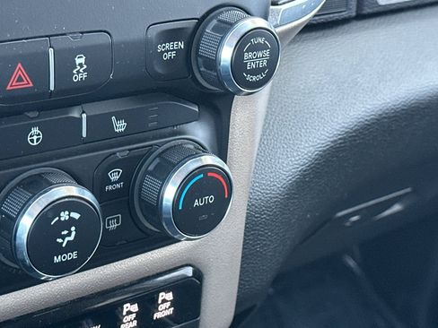 Used 2021 RAM 2500 Laramie image 30