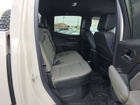 New 2026 Chevrolet Colorado ZR2 w/ ZR2 Bison Edition AWD/4WD image 11