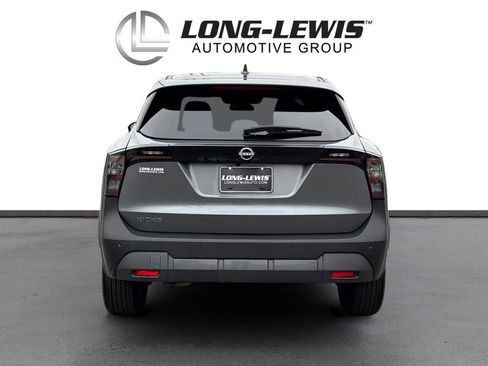 Used 2025 Nissan Kicks SV image 5