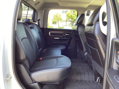 Used 2018 RAM 2500 Laramie AWD/4WD image 16