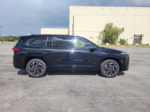 New 2026 Buick Enclave Sport Touring w/ Power Package FWD image 5