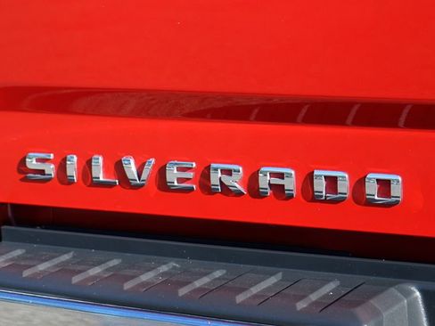 Used 2015 Chevrolet Silverado 1500 LT w/ LT Convenience Package image 39