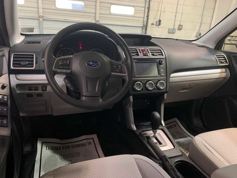 Used 2016 Subaru Forester 2.5i w/ Alloy Wheel Package image 4