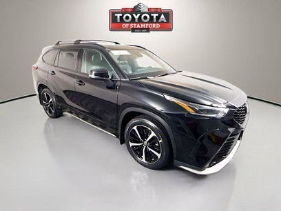Used 2022 Toyota Highlander XSE