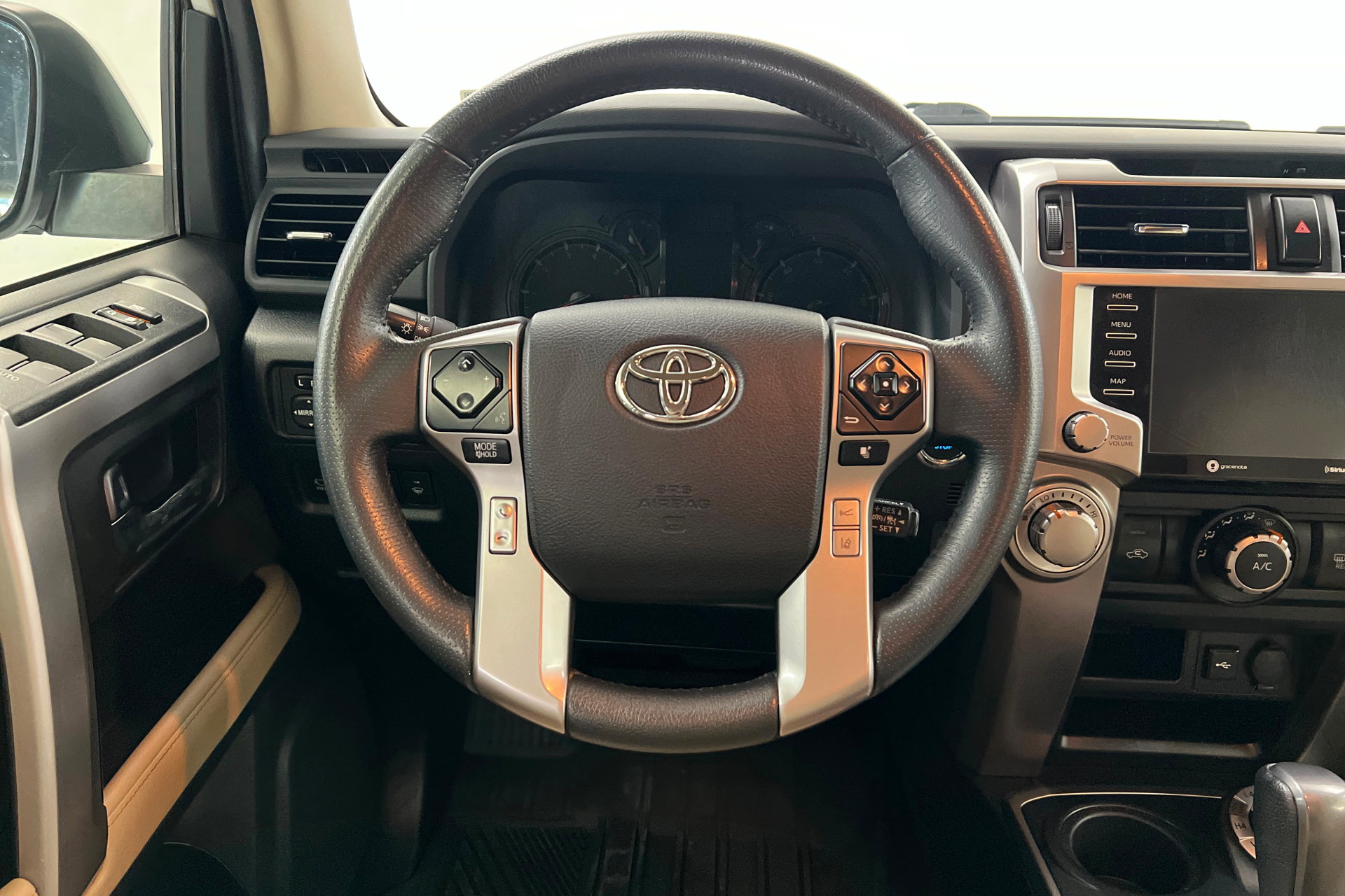 Used 2022 Toyota 4Runner SR5 Premium AWD/4WD image 13