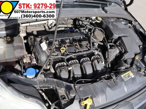 Used 2014 Ford Focus SE w/ SE Winter Package image 22