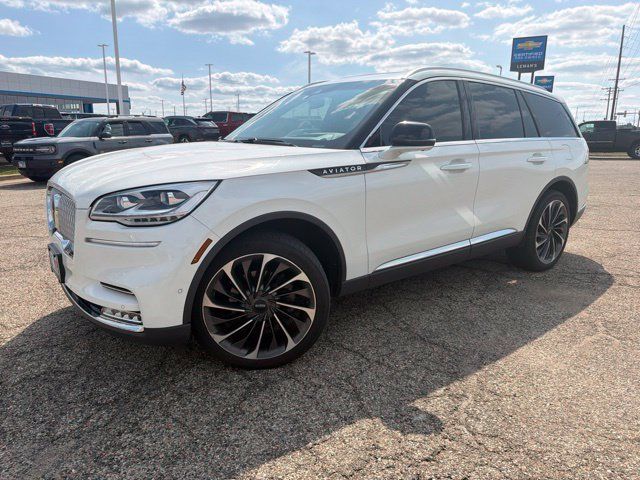 Used 2020 Lincoln Aviator Reserve w/ Equipment Group 202A AWD/4WD image 5