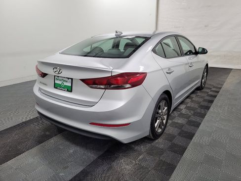 Used 2018 Hyundai Elantra SEL image 9
