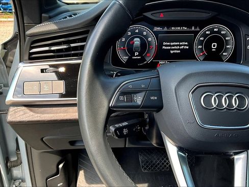 Used 2023 Audi Q7 2.0T Premium Plus w/ Premium Plus Package AWD/4WD image 11