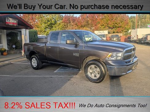 Used 2024 RAM 1500 Classic SLT image 5