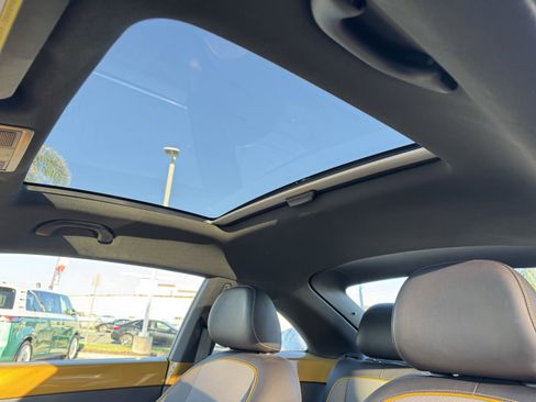 Used 2016 Volkswagen Beetle 1.8T Dune image 30