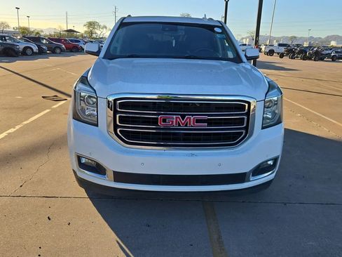 Used 2019 GMC Yukon XL SLE w/ SLE Value Package image 6