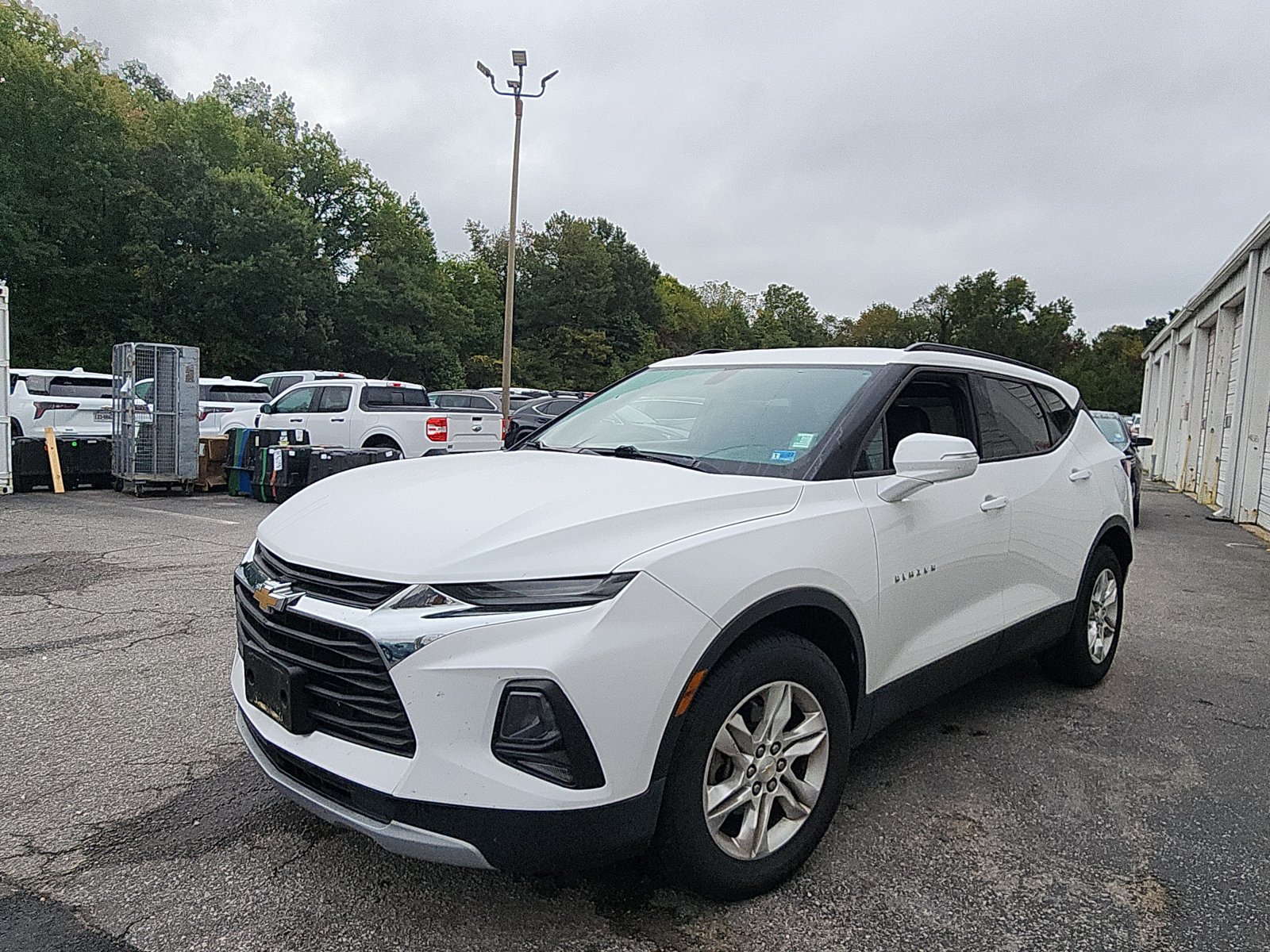 Used 2020 Chevrolet Blazer LT FWD image 1