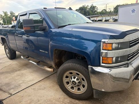Used 2017 Chevrolet Silverado 3500 W/T w/ WT Convenience Package AWD/4WD image 2