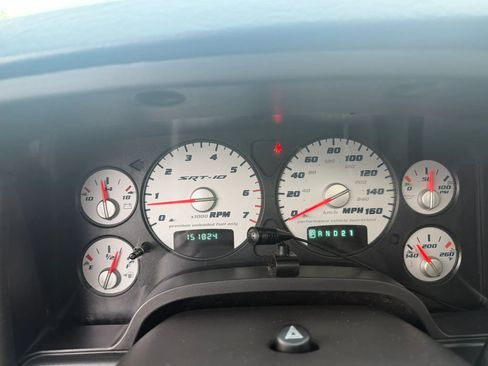 Used 2005 Dodge Ram 1500 Truck 2WD Quad Cab image 11