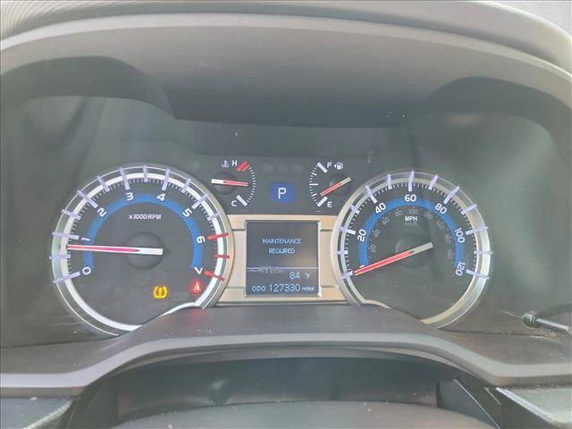 Used 2017 Toyota 4Runner SR5 AWD/4WD image 19