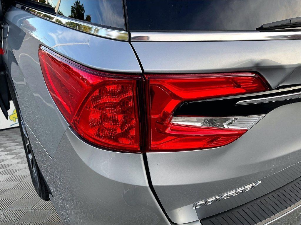 Used 2024 Honda Odyssey EX-L image 33