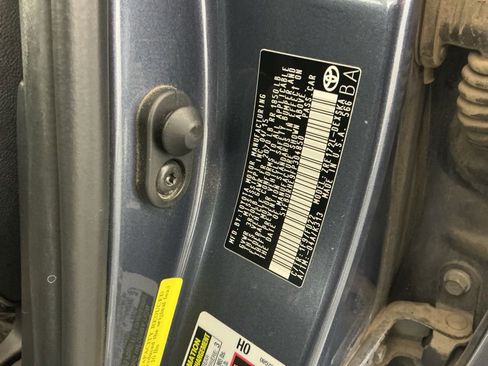 Used 2015 Toyota Corolla S image 30