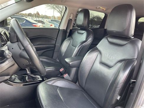 Used 2018 Jeep Compass Limited w/ Navigation Group image 25