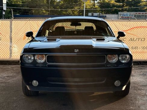 Used 2009 Dodge Challenger R/T image 5