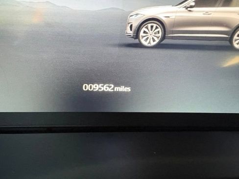Used 2026 Jaguar F-PACE R-Dynamic S AWD/4WD image 8