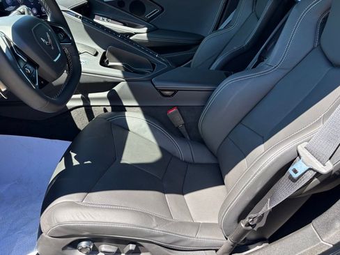 Used 2023 Chevrolet Corvette Stingray Preferred Cpe w/ Stealth Interior Trim Package RWD image 20