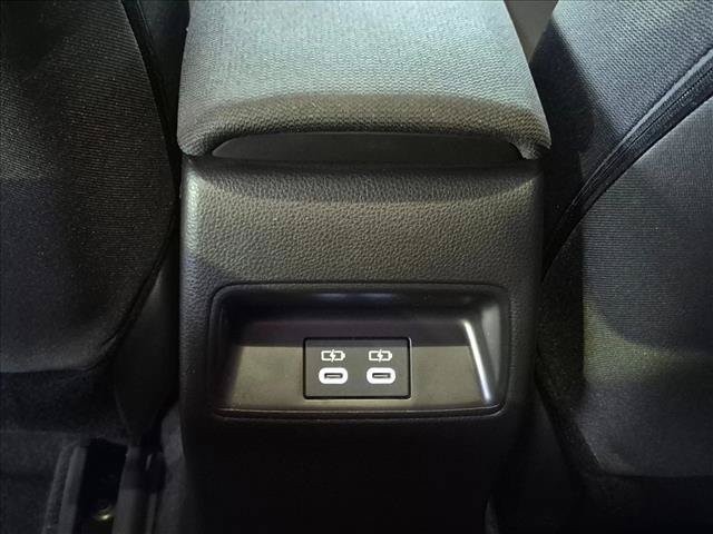 Used 2025 Toyota Corolla LE FWD image 16