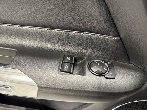 Used 2017 Ford Mustang GT Premium w/ Equipment Group 401A RWD image 17