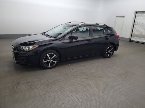 Used 2019 Subaru Impreza 2.0i Premium AWD/4WD image 2