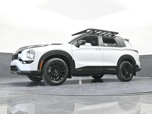 New 2026 Mitsubishi Outlander Trail Edition AWD/4WD image 59