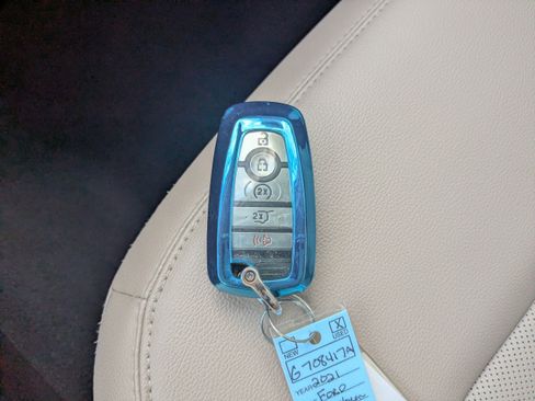 Used 2021 Ford Explorer Limited w/ Equipment Group 301A image 36