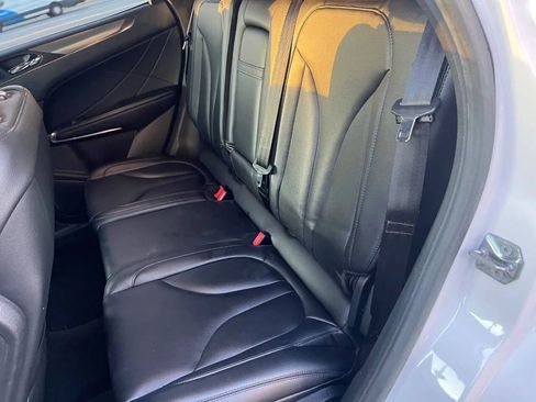 Used 2017 Lincoln MKC Premiere image 22