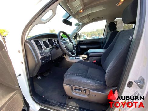 Used 2012 Toyota Tundra 4x4 Double Cab w/ SR5 Pkg image 31