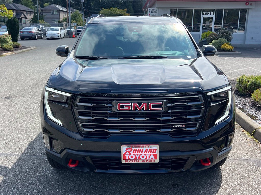 Used 2024 GMC Acadia AT4 w/ Luxury Package AWD/4WD image 5
