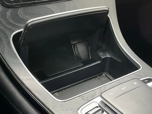 Used 2022 Mercedes-Benz GLC 300 w/ Premium Package Lite image 20