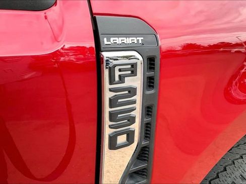 Used 2023 Ford F250 Lariat w/ Tow Technology Package image 23