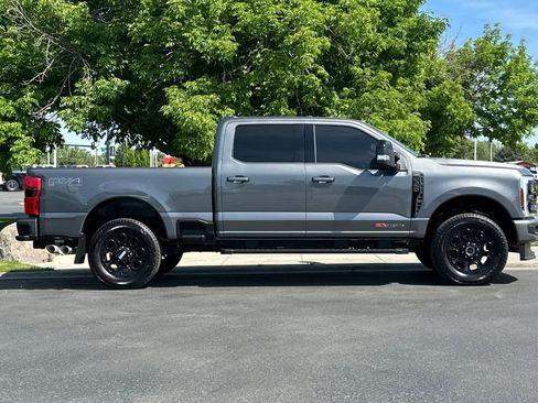 Used 2025 Ford F350 Lariat w/ Lariat Ultimate Package AWD/4WD image 8