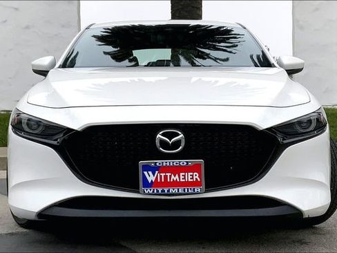 Used 2019 MAZDA MAZDA3 Hatchback w/ Premium Package image 3