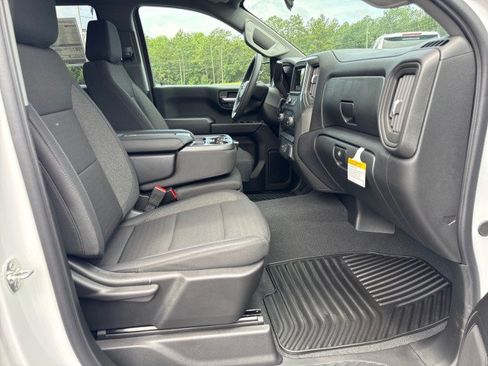 New 2026 Chevrolet Silverado 1500 Custom w/ LPO, Dark Essentials Package RWD image 10