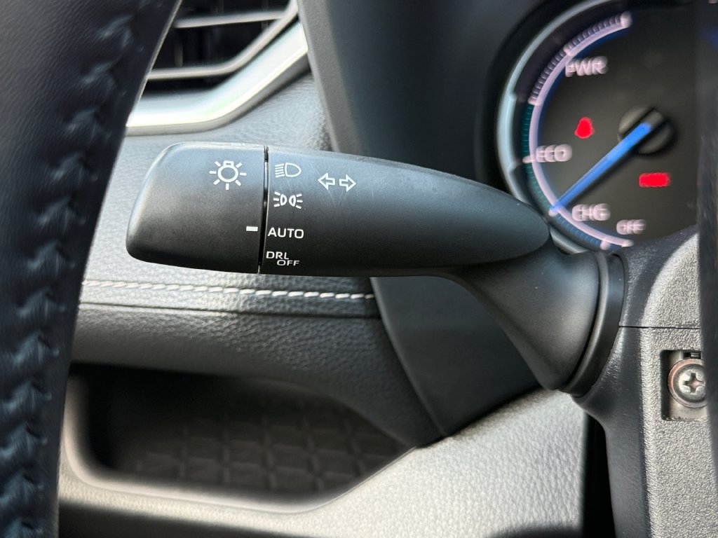 Used 2024 Toyota RAV4 XLE w/ Convenience Package AWD/4WD image 30
