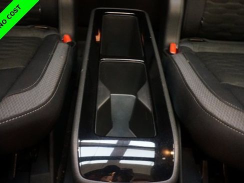 Used 2025 Nissan Pathfinder SV w/ SV Premium Package image 61