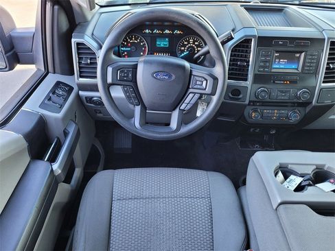 Used 2015 Ford F150 XLT image 10