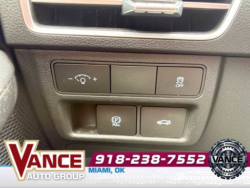 Used 2025 Hyundai Sonata SEL FWD image 28