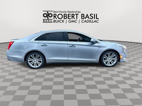 Used 2018 Cadillac XTS Luxury FWD image 9