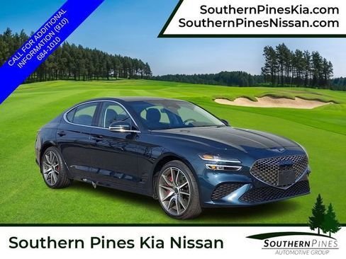 Used 2025 Genesis G70 2.5T image 1